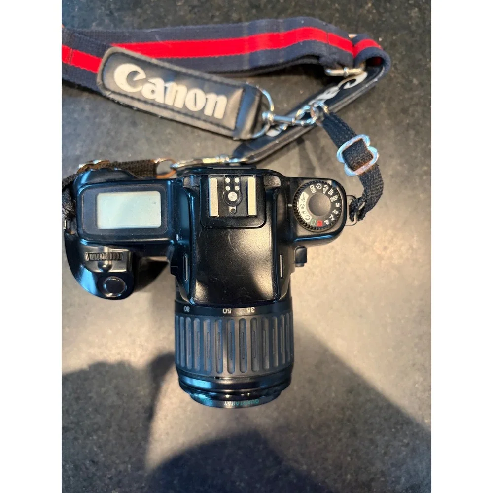 vintage Canon EOS Rebel S II 35mm film camera Quantaray 35-80mm zoom lens flash